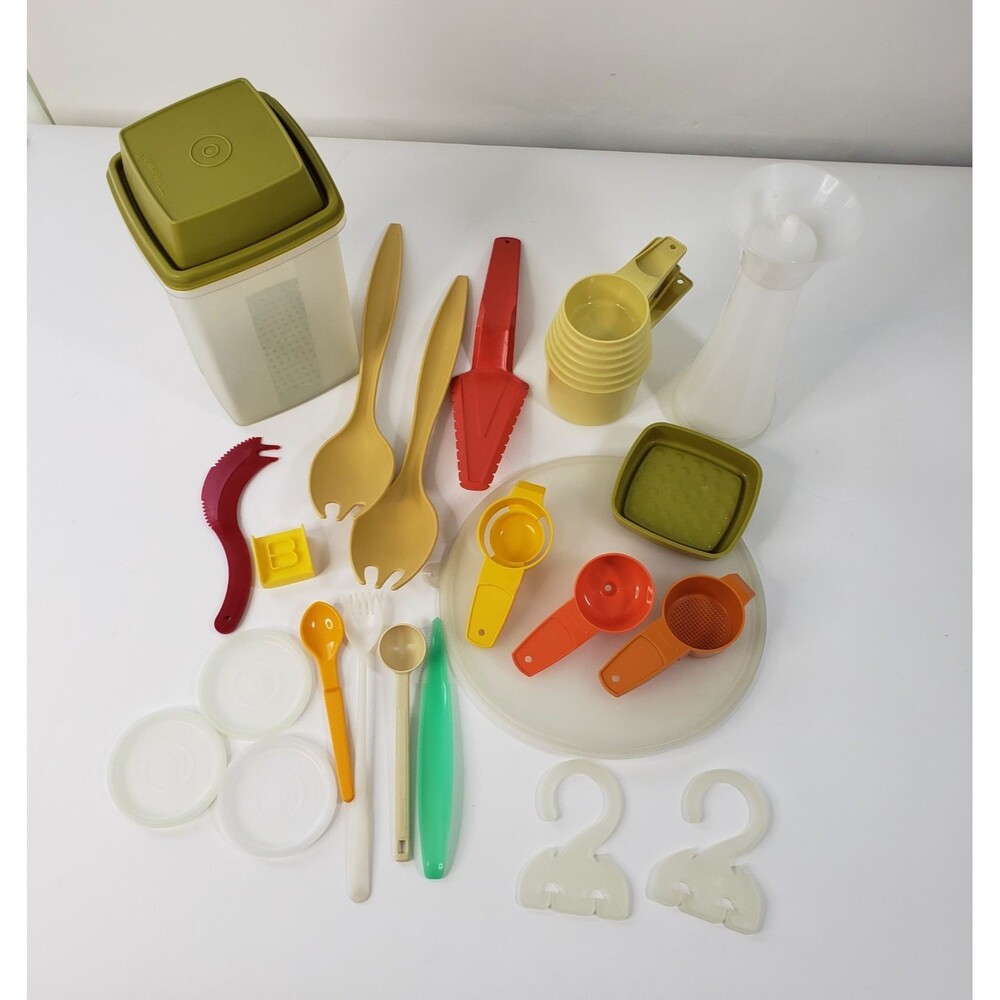 Vintage Tupperware Lot Gadgets Pickle Keeper Pepper Mill Measuring Cups Harvest